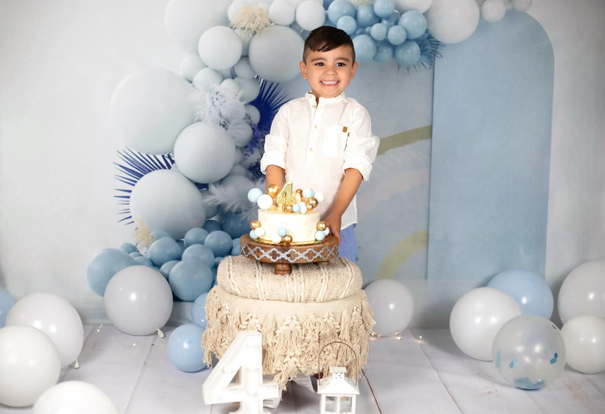 Kate Boho Balloons Fleece Backdrop Blue Cake Smash Designed by Uta Mueller Photography - Image 9
