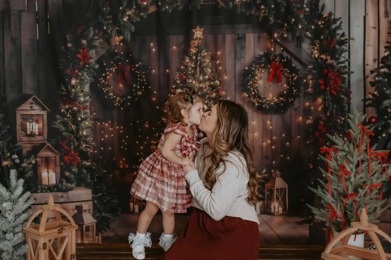 Kate Christmas Brown Wooden Arched Barn Door Backdrop Designed by Chain Photography - Image 3
