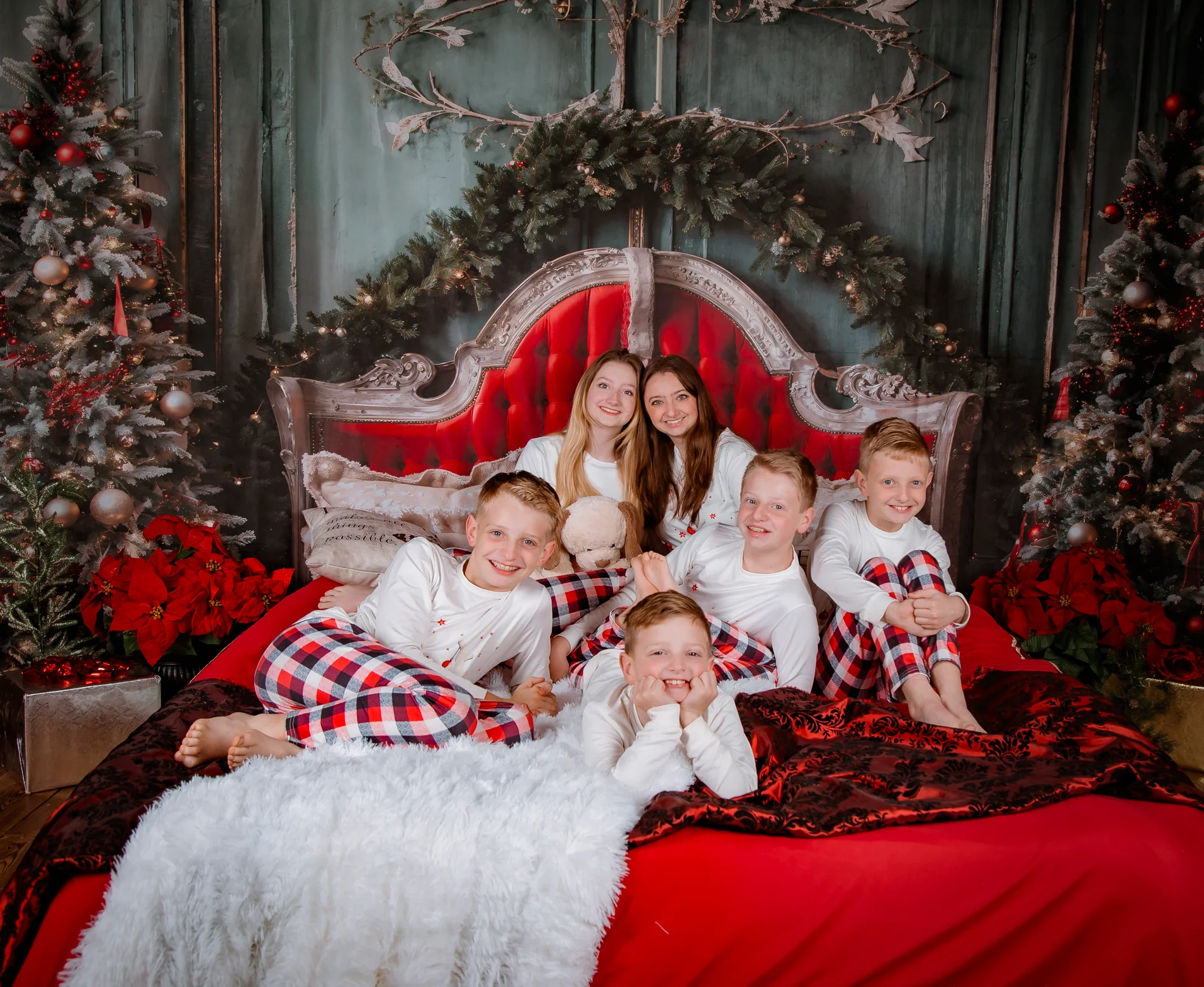 Kate Red Christmas Headboard Green Wall Tree Backdrop Designed by Emetselch