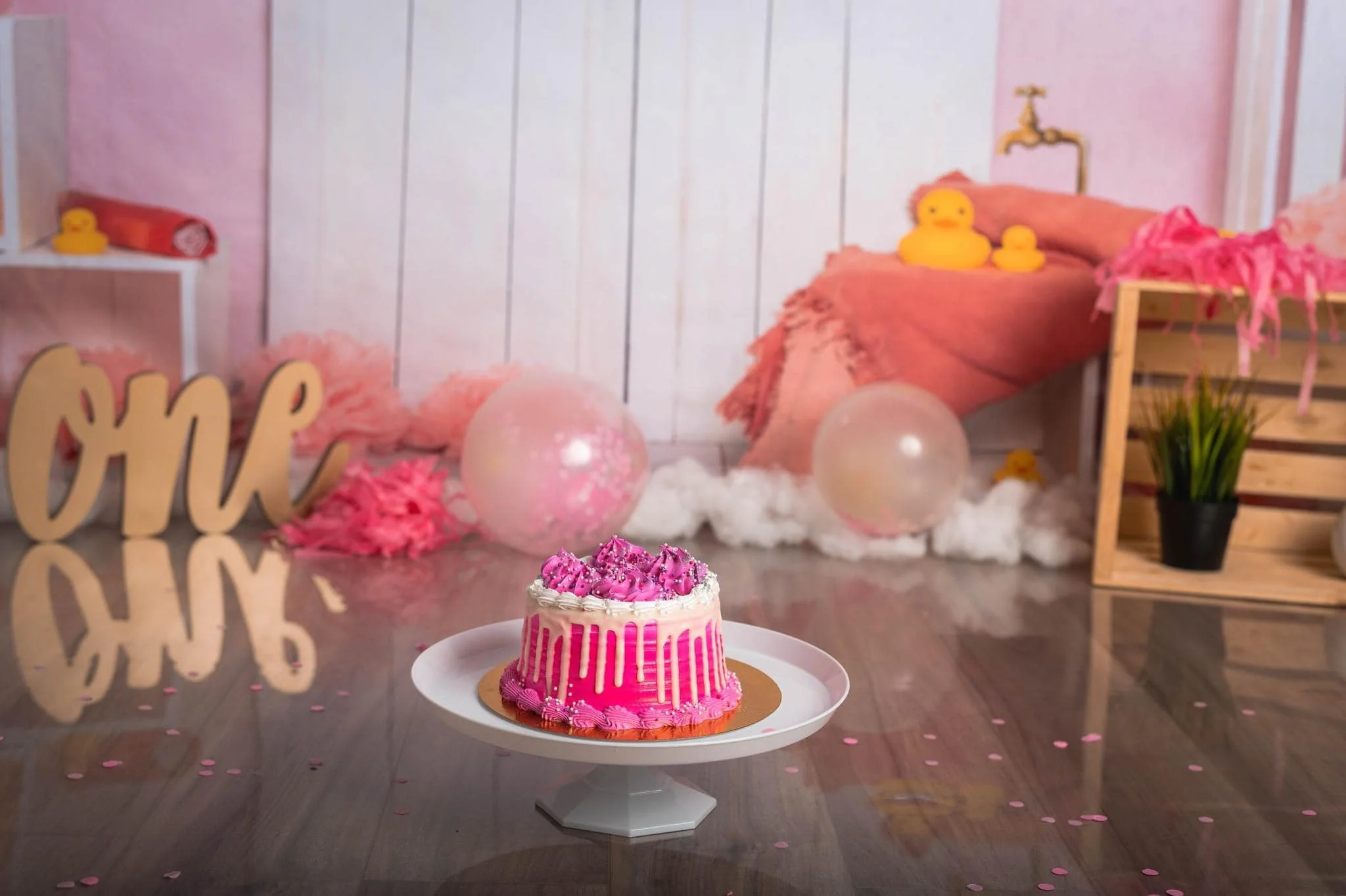 Kate Transparent PVC Reflection floor mat for Cake Smash - Image 2