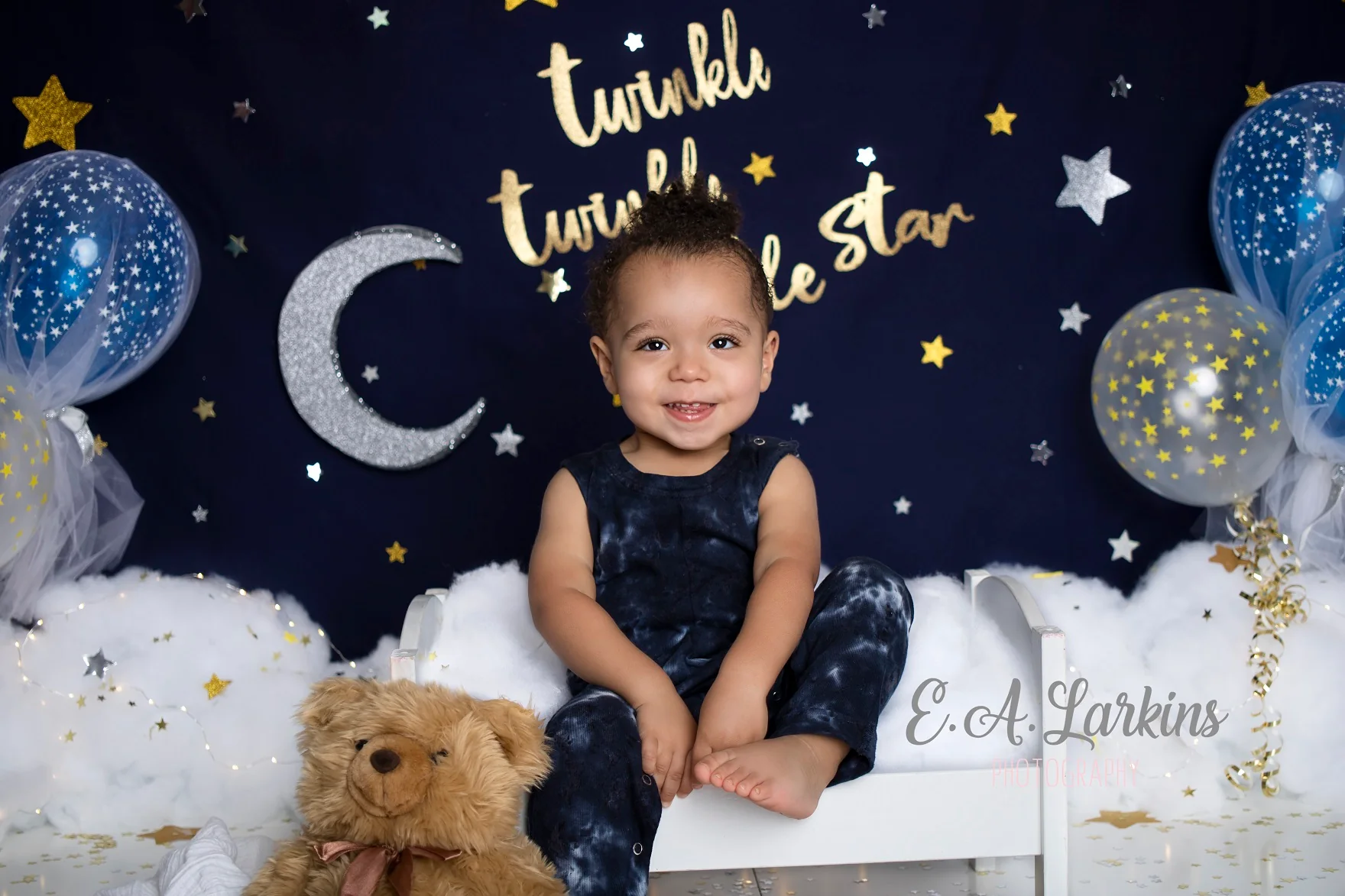 Kate Twinkle Stars with Balloons Backdrop for Photography Designed By Erin Larkins